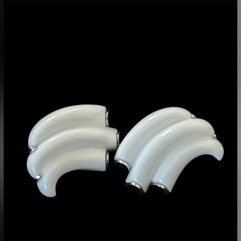 Vintage Crown Trifari 1953 Syncopation Egyptian Revival Clip On Earrings, White